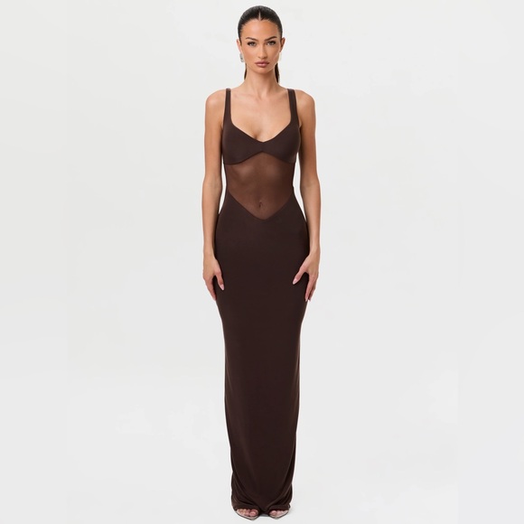 hourglass mesh contrast dress Hourglass Mesh Contrast Maxi Dress